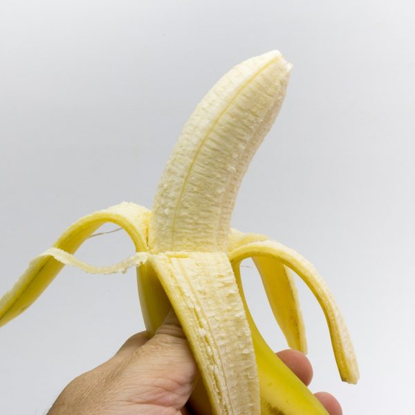 banana, shoveling, fruit-1810129.jpg